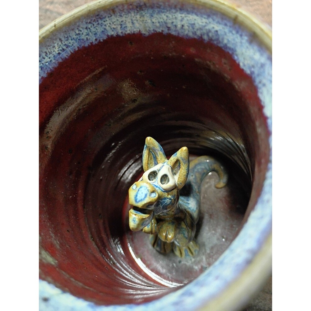 Vintage Hidden Dragon Stone Ware Mug Clay Images Melissa Hogenson Art Pottery - Picture 4 of 16